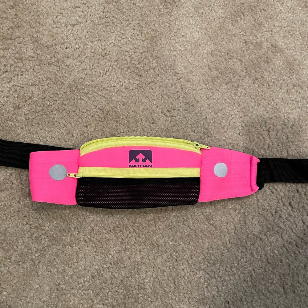 Nathan workout belt